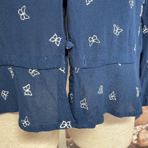 Rails Top Shirt Blouse Button Up Butterfly Print Small - Picture 5 of 12